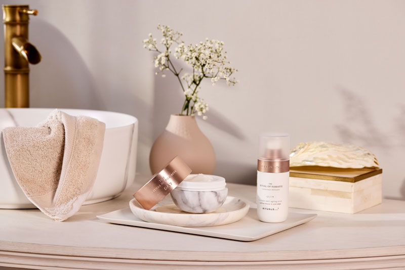 Find The Perfect Gift in Canary Wharf