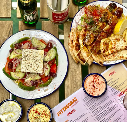 Pittagoras fresh Gyros and Souvlaki